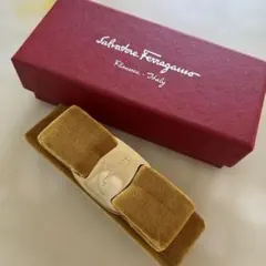 フェラガモ　バレッタ