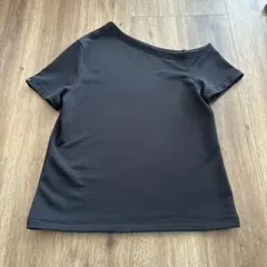 ミラオーウェン アシンメトリーネックＴシャツのサムネイル