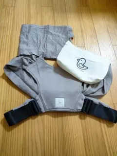 抱っこ紐　MAY＆MAI　専用ポーチ付き