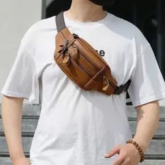 【新品】本革 ウエストポーチ 多機能 ボディバッグ＜ライトブラウン＞7ポケット
