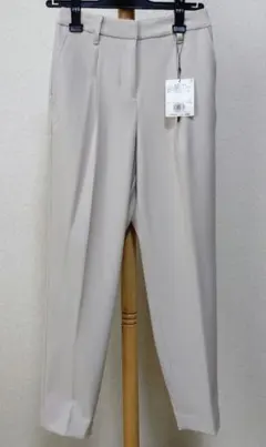 新品タグ付き　PLST　2WAYストレッチタックテーパードパンツ　XSサイズ