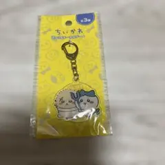 ちいかわ　ハチワレ　ラッコ　セリア　アクリルキーホルダー　マスコット　チャーム