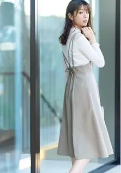 バックレースアップジャンパースカート