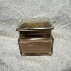 Dior プレステージ　ル　ゴマージュ