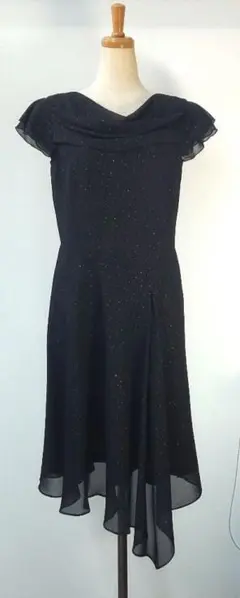 ブラックシフォンドレス ラメ入り フリル付き