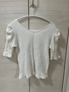 リブニット Vネック パフスリーブ 半袖トップス ホワイト　Mサイズ