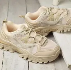 FILA Zバックファー 2 ベージュ スニーカー