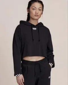 adidas ブラック クロップドパーカー　M