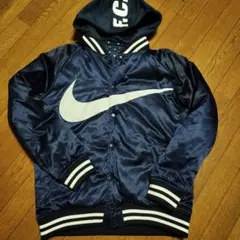 ブリストル✕Nike フード付きネイビーサテンスタジャン