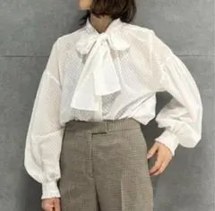 Ballseyコットンガーゼエンブロイダリー ボウタイブラウス　ホワイト