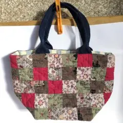 ㉝【匿名配送】 ハンドメイド パッチワーク トートバック