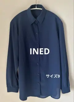 極美品　イネド ネイビー 長袖シャツ とろみブラウスのサムネイル