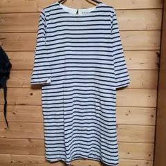 ストライプ 五分袖チュニック、両側に深めのポケット付き良品　サイズL