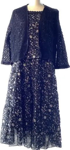 新品　Dレ0291　レディースカーディガン付小花柄ワンピース　LL　ブラック系