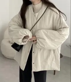 and Me...アイボリー ボリュームスリーブ ダウンジャケット