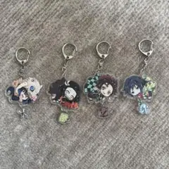 鬼滅の刃 アクリルキーホルダー 炭治郎　ねずこ　伊之助　義勇