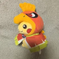 t*a様 ポンチョを着たピカチュウ　限定マスコット　キーチェーン付き