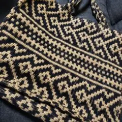 H&M 幾何学模様 トートバッグ ブラック ベージュのサムネイル