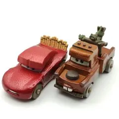 トミカ　カーズ　マックィーン　メーター（ケイブタイプ）