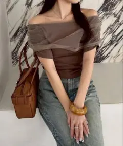 NICE CLAUP シアー重ねオフショルトップス