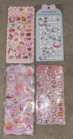 かわいいキャラクターの3Dステッカー4パック