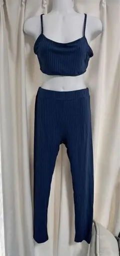新品✴︎背中開きブルーリブレギンスセットアップ、海外女子、トレーニングウェア、S