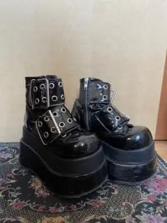 DEMONIA ショートブーツ 厚底