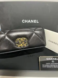CHANEL チェーンウォレット ブラック非売品 ノベルティ商品 - メルカリ
