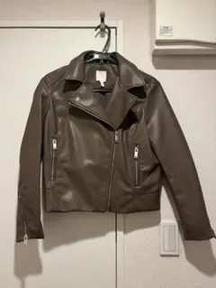 【美品】H&M レザージャケット　ライダースジャケット　ブラウン