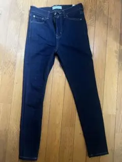 [新品未使用]LOWRYS FARM スキニーデニム XS インディゴブルーのサムネイル