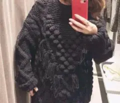 M*様 ZARA ポンポン&フリンジニット オーバーサイズニット