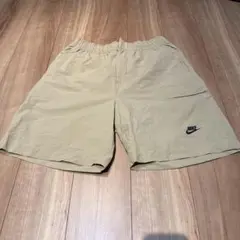 Nike ベージュ ショートパンツ Lサイズ