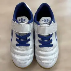 アンブロ　umbro フットサルシューズ 室内　18cm