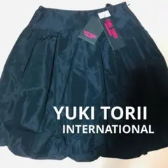 YUKI TORII インターナショナル ユキトリイ スカート ブラック タグ付のサムネイル
