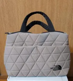 ノースフェイス ジオフェイスボックストート