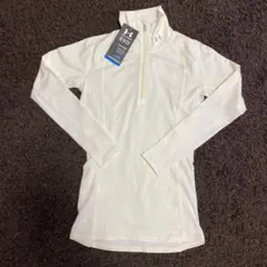 【最終処分値下げ】アンダーアーマー　アンダーシャツ　新品　クリーム