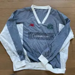 UNICORN FOOTBALL CLUB Vネック　ナイロンジャケット