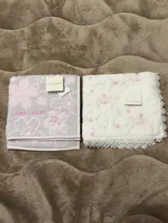 ローラアシュレイ ハンカチセット