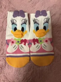 新品東京ディズニーリゾート デイジーダック ソックス　23㎝　ディズニーのサムネイル