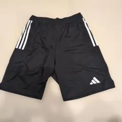 adidas ブラック ハーフパンツ 3本ライン　Ｌサイズ　サッカー