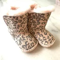 アグUGG ムートンブーツ ベビー ファーストシューズ ヒョウ柄 レオパード柄のサムネイル