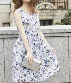 【美品】tocco closet トッコクローゼット 水色 紫 花柄 ワンピース