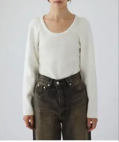 美品 RIM.ARK リムアーク Decollete knit topsのサムネイル