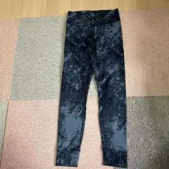 Reebok レギンス Mサイズ ブラック系