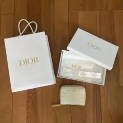 DIOR財布(箱・ショッパー付)のサムネイル