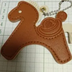 馬型 合成皮革 キーホルダー縁起物