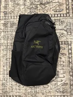 み*く様 ARC'TERYX スリングバッグ ボディバッグ クイバー quive み*く様 ARC'TERYX スリングバッグ ボディバッグ クイバー quive