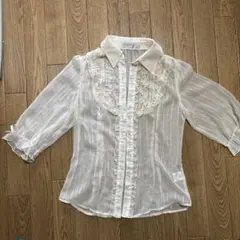 フリル付きシースルー七分袖ブラウス