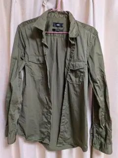 HARE オリーブ色 長袖シャツ