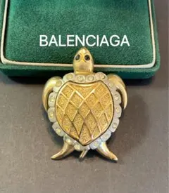 2026年最新】BALENCIAGA カラー：ゴールド系 レディース ブローチ